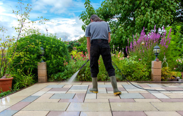 Professional Pressure Washing Services in Dubuque, IA